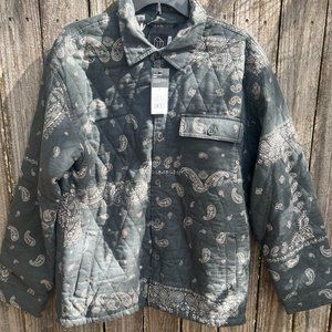 Men's Long Sleeve Shirt.  Front Button Down